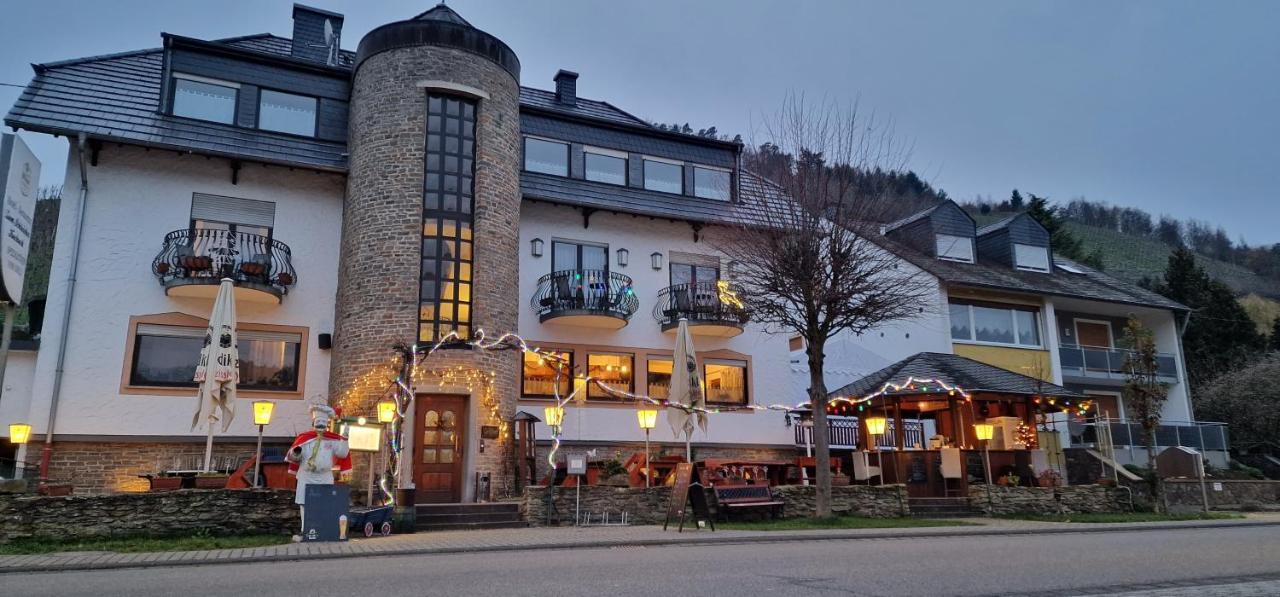 & Restaurant - Zum Schleicher Kuckuck Schleich